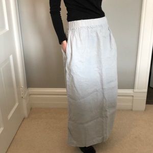 Linen maxi skirt with pockets